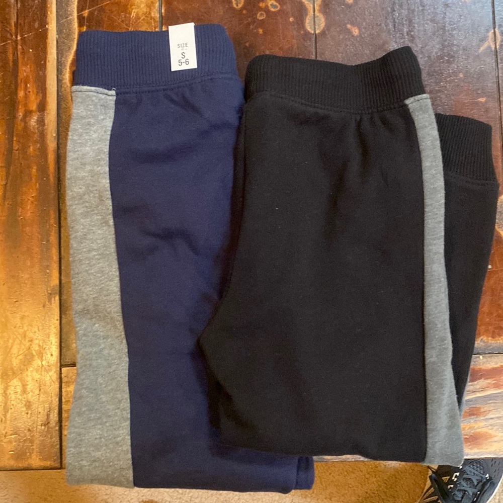 2 pair boys joggers